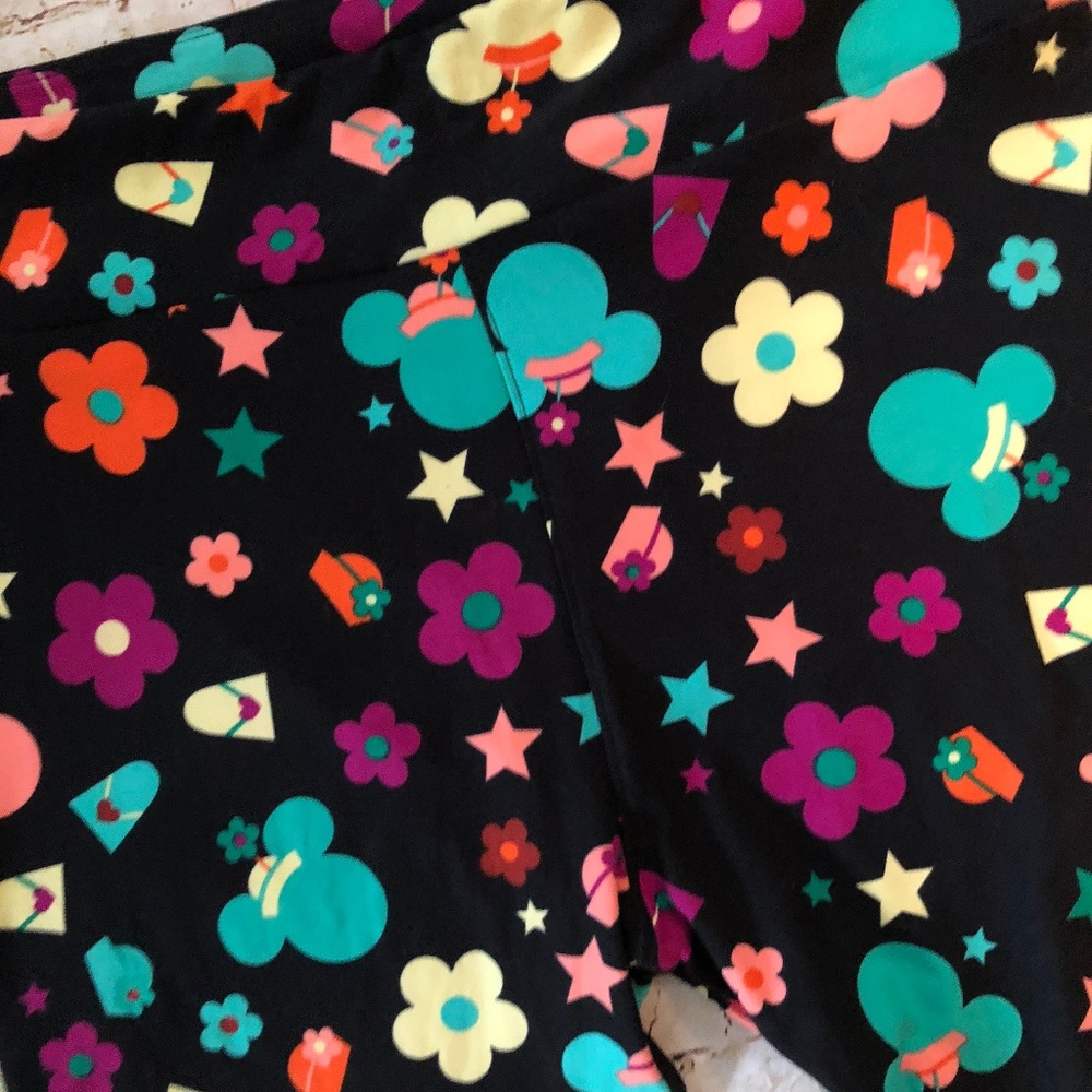 LulaRoe Disney Minnie leggings TC